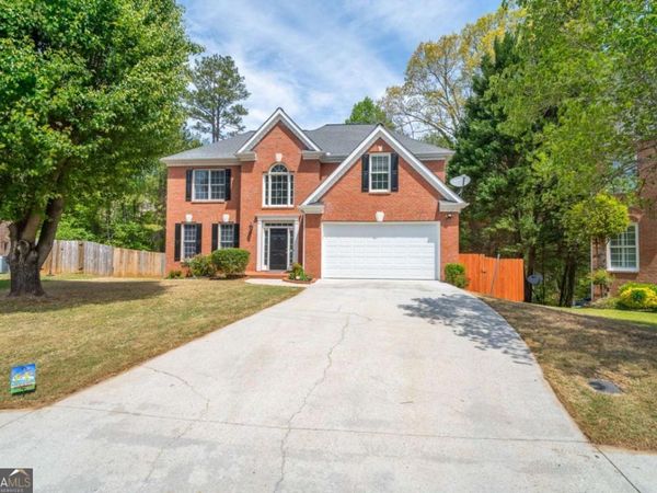 3819 Meandering Way SW, Lilburn, GA 30047