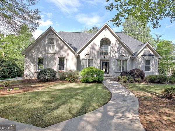 110 Sunset Court, Senoia, GA 30276