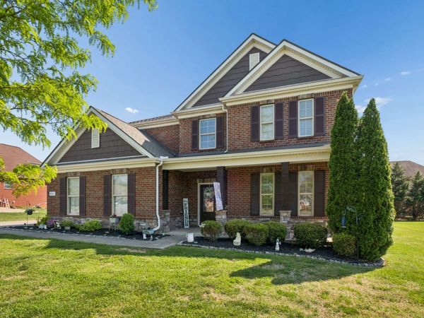 4922 General Eisenhower Dr, Murfreesboro, TN 37129