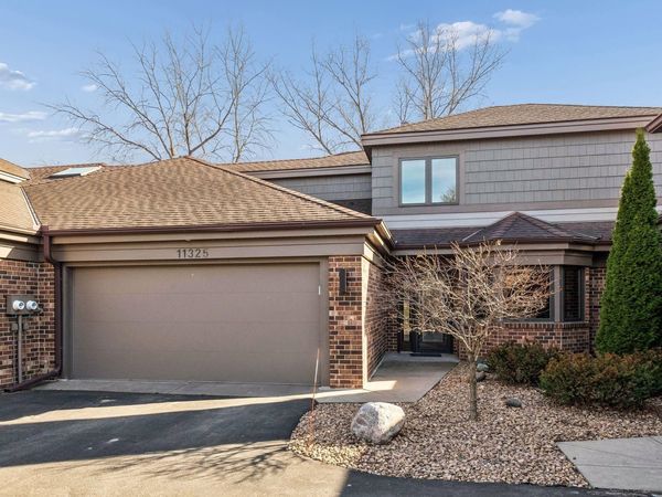 11325 57th Avenue N, Plymouth, MN 55442