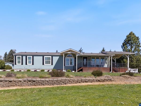 1265 SW Oakdale Av, Dallas, OR 97338