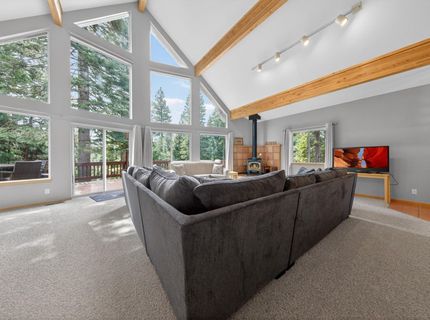 120 Top Of The West Drive, Lake Almanor, CA 96020 Photo