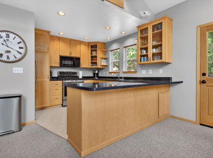 120 Top Of The West Drive, Lake Almanor, CA 96020 Photo