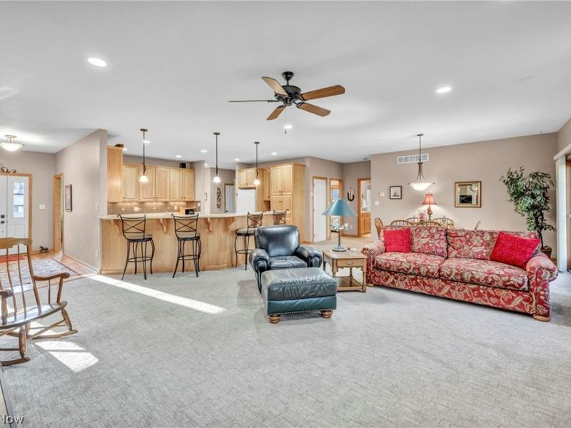 174 Circle Drive, Doylestown, OH 44230 Photo 10