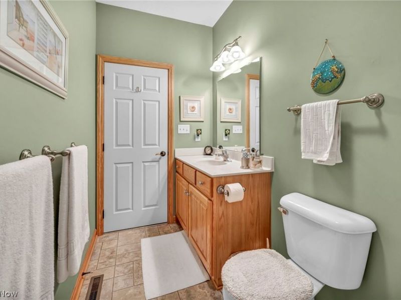 174 Circle Drive, Doylestown, OH 44230 Photo 38