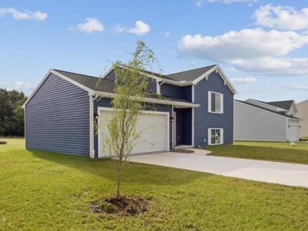 7858 Sierra Drive, Belding, MI 48809