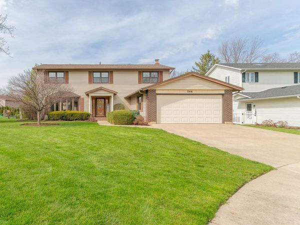 544 NORTHAMPTON Circle , Elk Grove Village, IL 60007