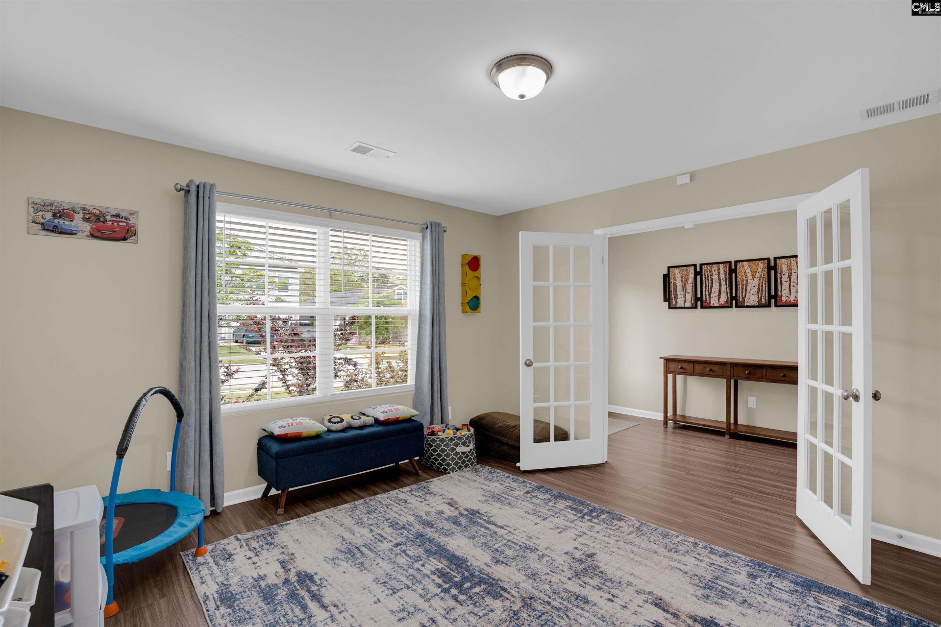 310 Ollivander Lane  Photo 7