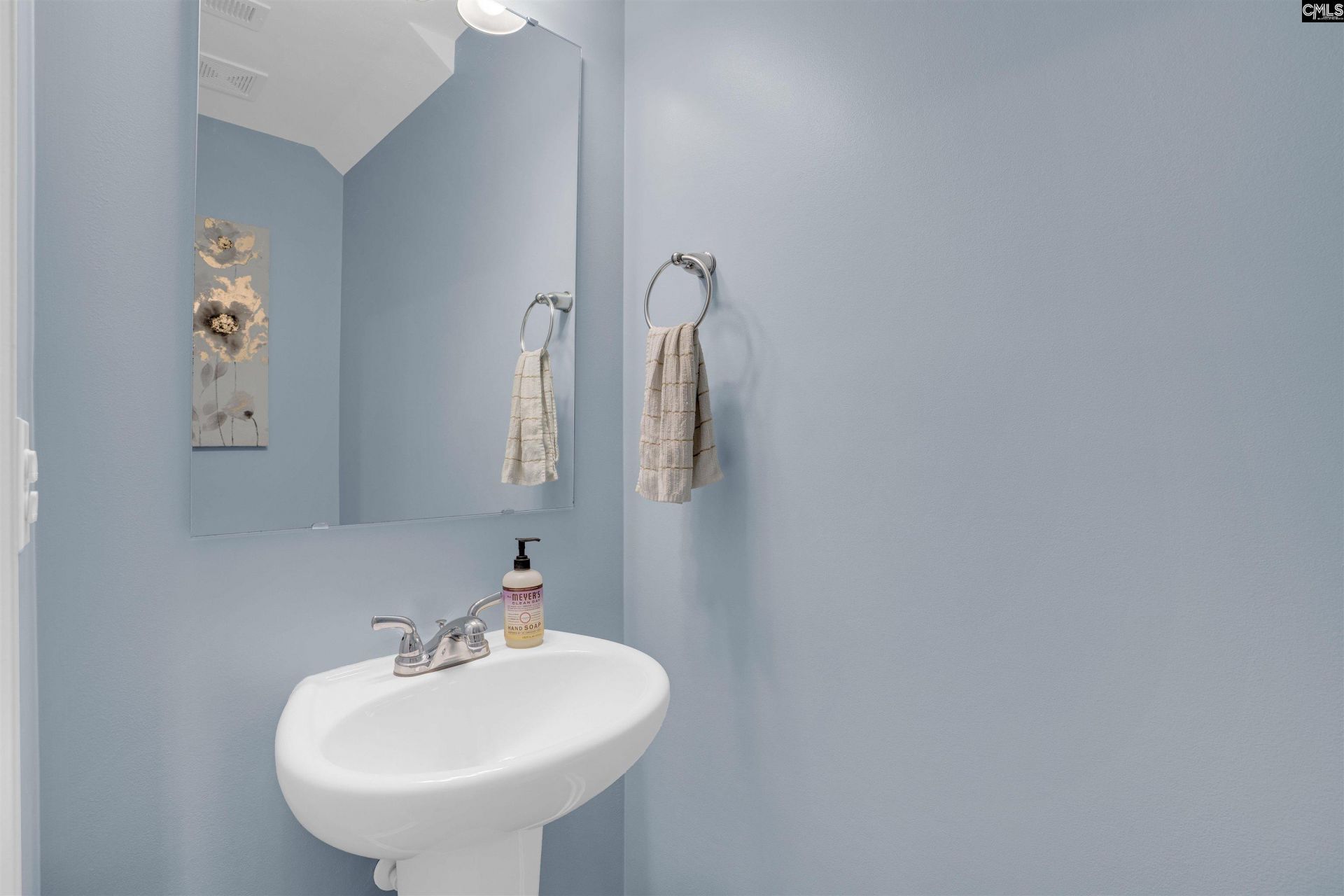 310 Ollivander Lane  Photo 9