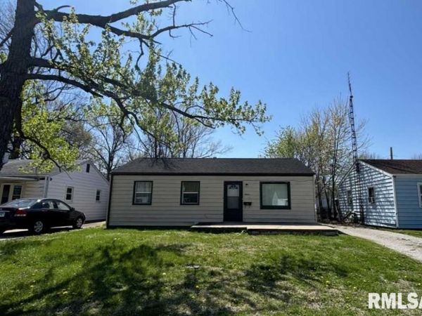 12 GETTYSBURG Drive, Springfield, IL 62702