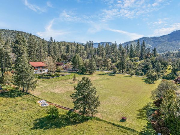 8330 Hwy 238, Jacksonville, OR 97530