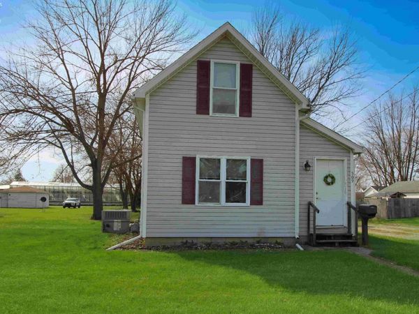 509 N Locust Street, Oak Harbor, OH 43449