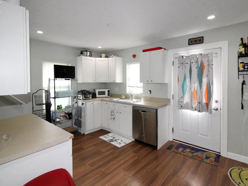 509 N Locust Street, Oak Harbor, OH 43449 Photo 4