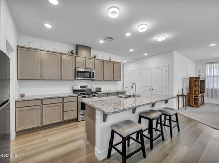 353 Radiant Drive, Carson City, NV 89705 Photo