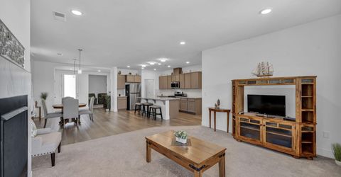 353 Radiant Drive, Carson City, NV 89705 Photo