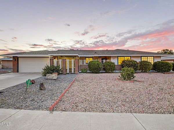 10338 W CARON Drive, Sun City, AZ 85351