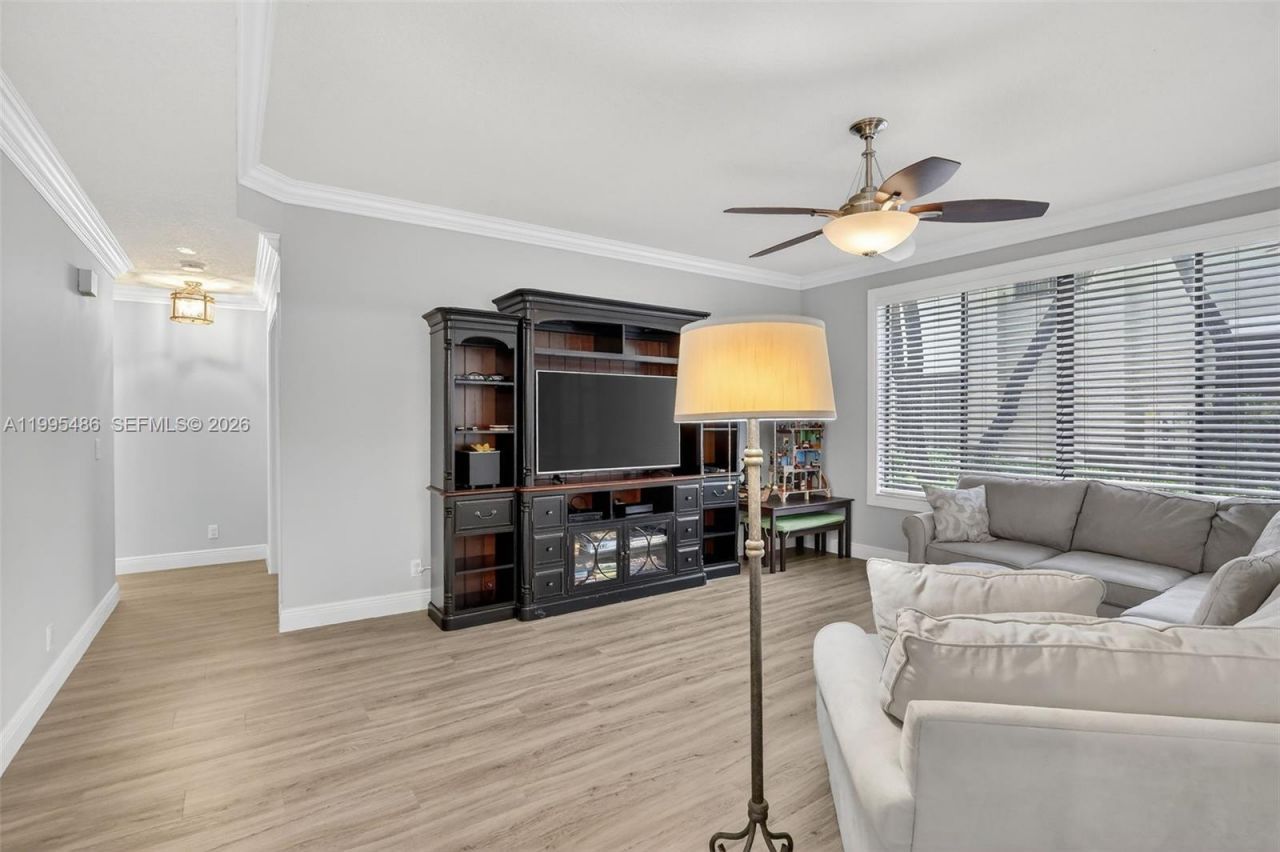 10517 NW 10th St , Unit B-131, Plantation, FL 33322 Photo