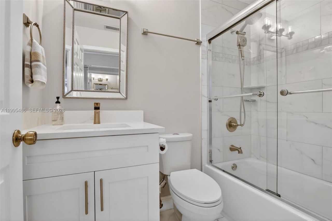 10517 NW 10th St , Unit B-131, Plantation, FL 33322 Photo