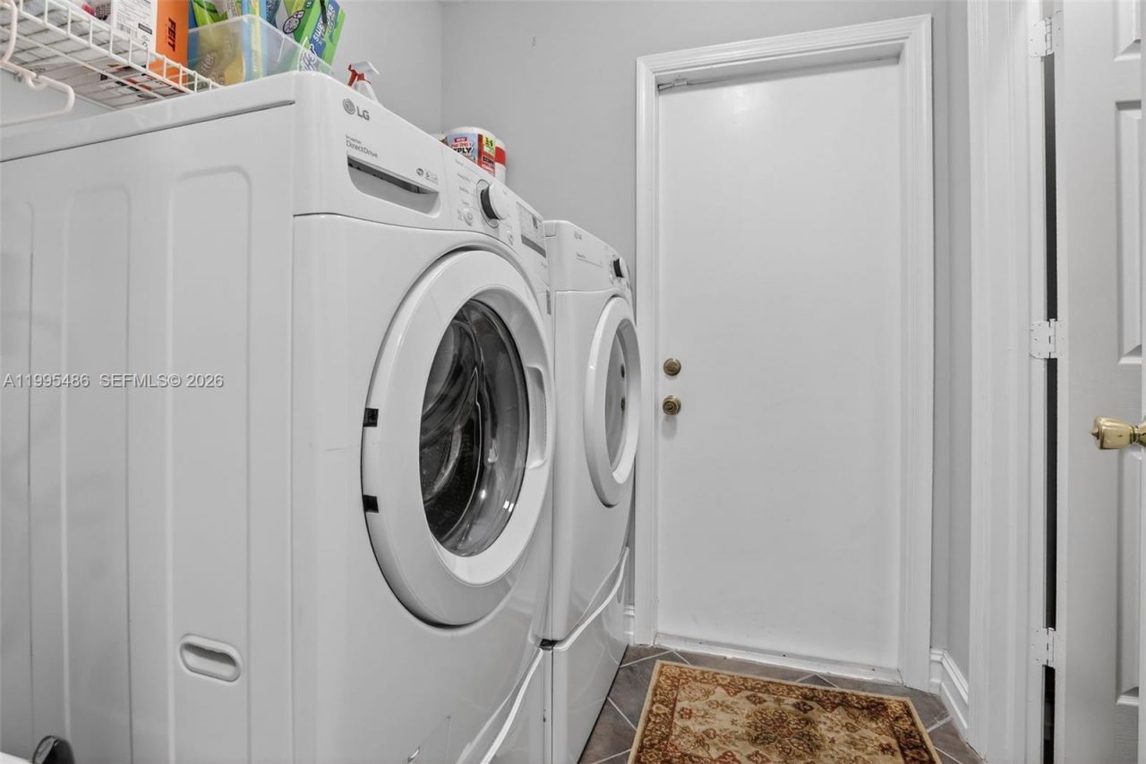 10517 NW 10th St , Unit B-131, Plantation, FL 33322 Photo