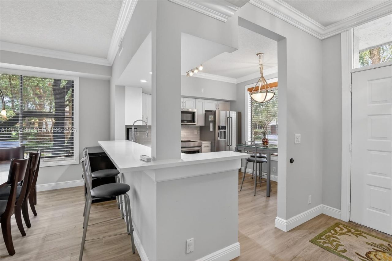 10517 NW 10th St , Unit B-131, Plantation, FL 33322 Photo