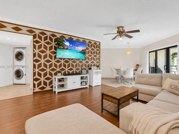 6755 W Broward Blvd, Unit 405, Plantation, FL 33317