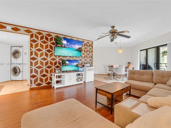 6755 W Broward Blvd, Unit 405, Plantation, FL 33317