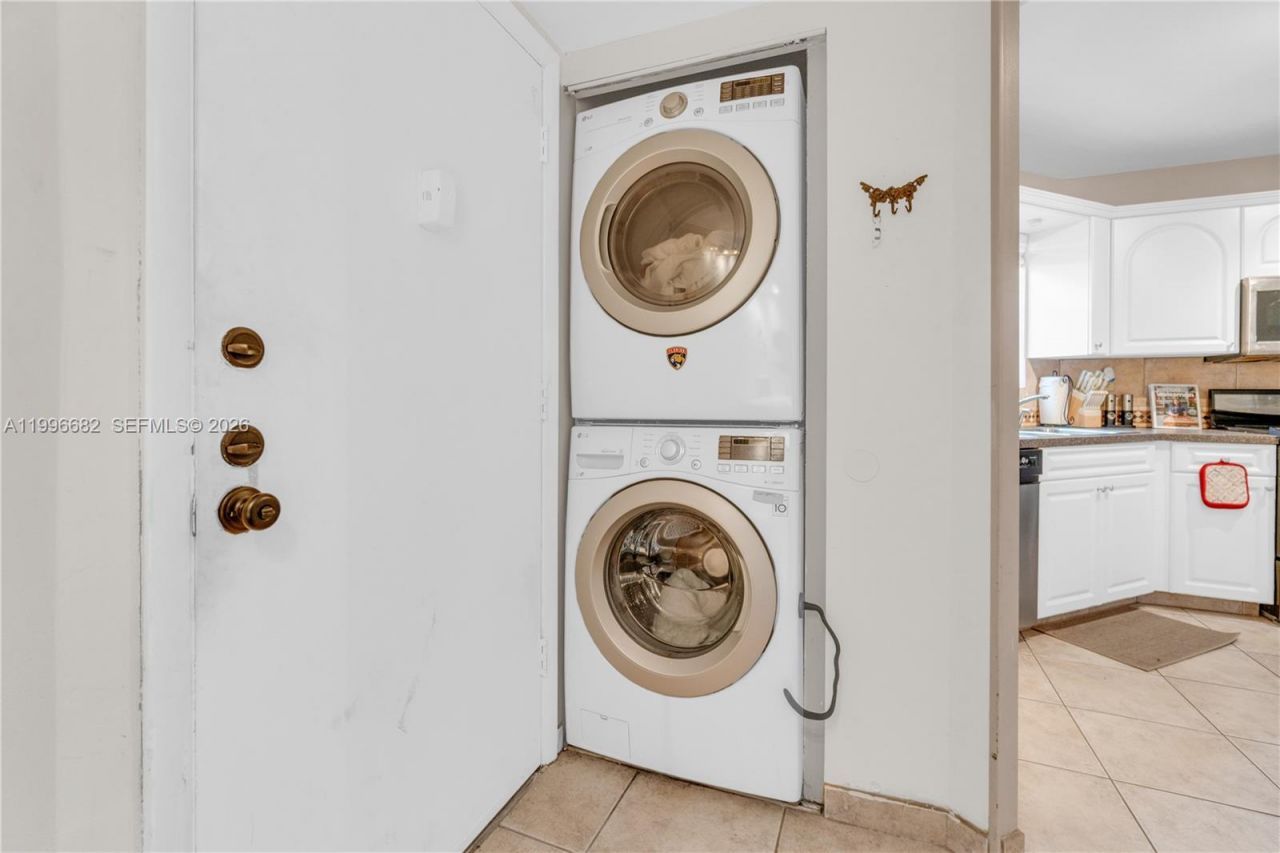 6755 W Broward Blvd, Unit 405, Plantation, FL 33317 Photo