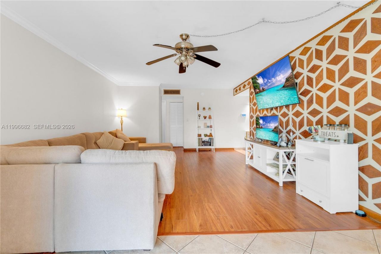 6755 W Broward Blvd, Unit 405, Plantation, FL 33317 Photo