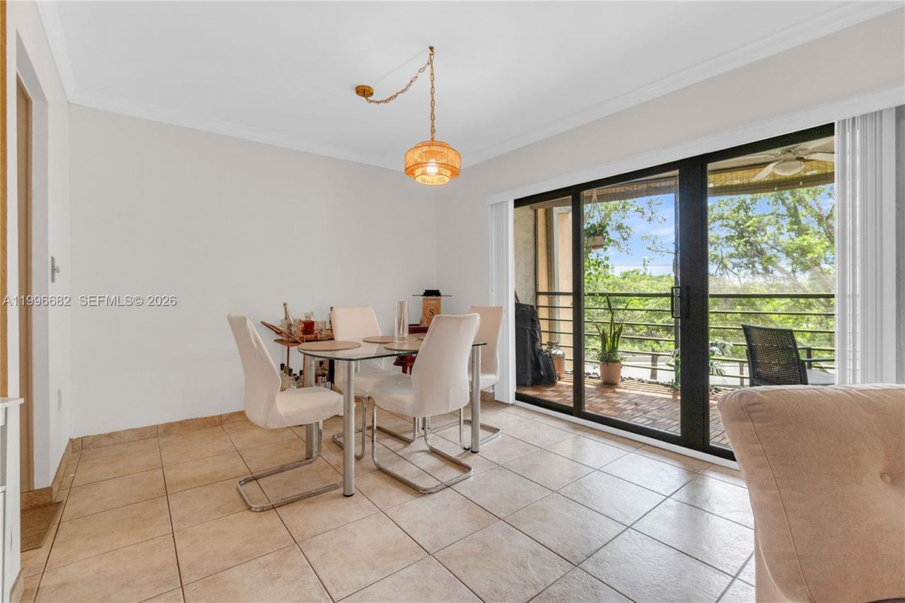 6755 W Broward Blvd, Unit 405, Plantation, FL 33317 Photo