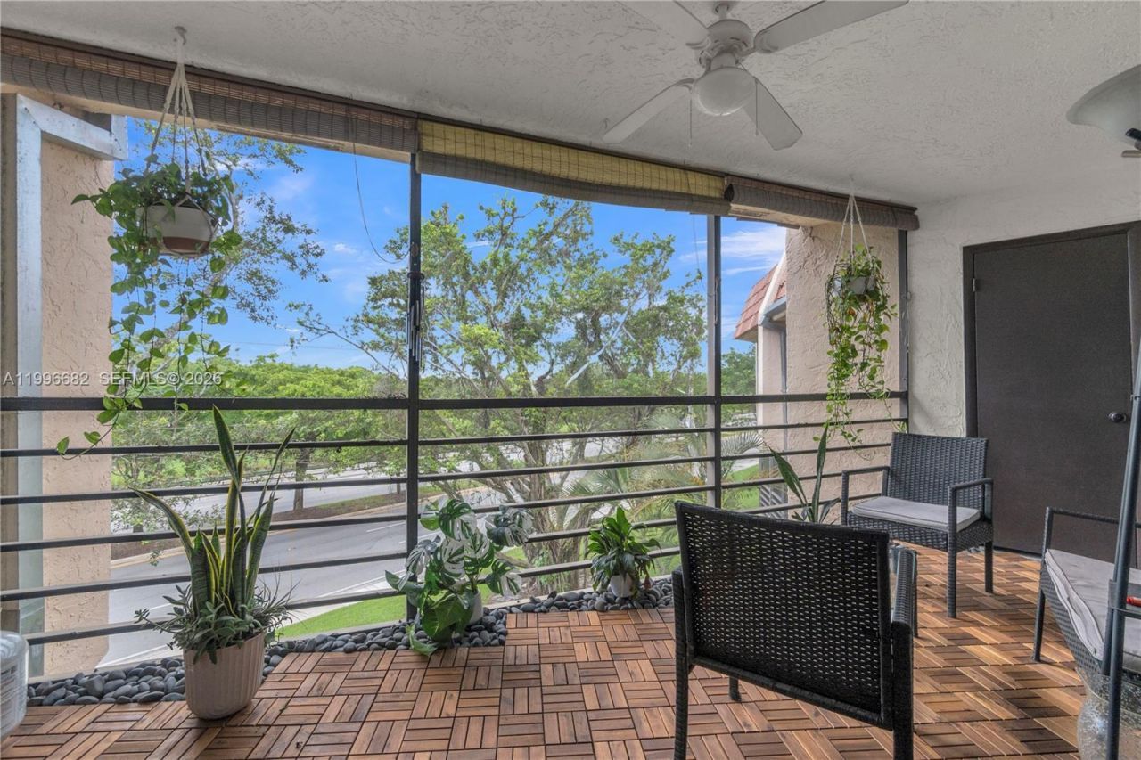 6755 W Broward Blvd, Unit 405, Plantation, FL 33317 Photo