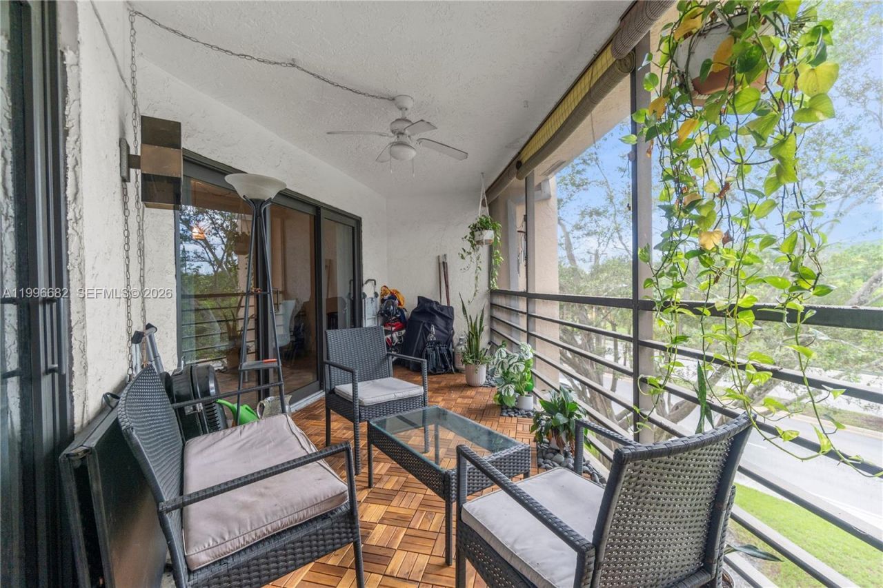 6755 W Broward Blvd, Unit 405, Plantation, FL 33317 Photo