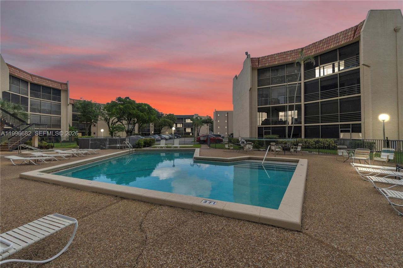 6755 W Broward Blvd, Unit 405, Plantation, FL 33317 Photo