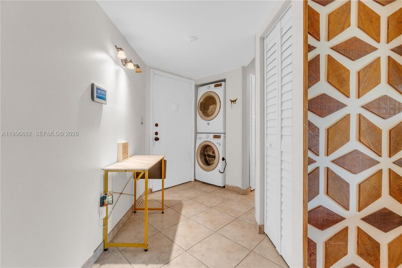 6755 W Broward Blvd, Unit 405, Plantation, FL 33317 Photo