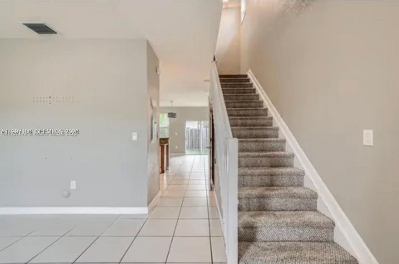 9125 SW 227th St , Unit 1, Cutler Bay, FL 33190 Photo