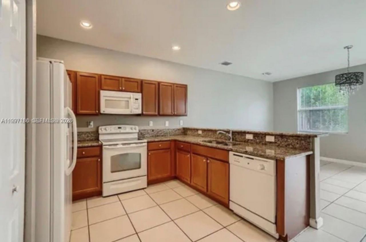 9125 SW 227th St , Unit 1, Cutler Bay, FL 33190 Photo