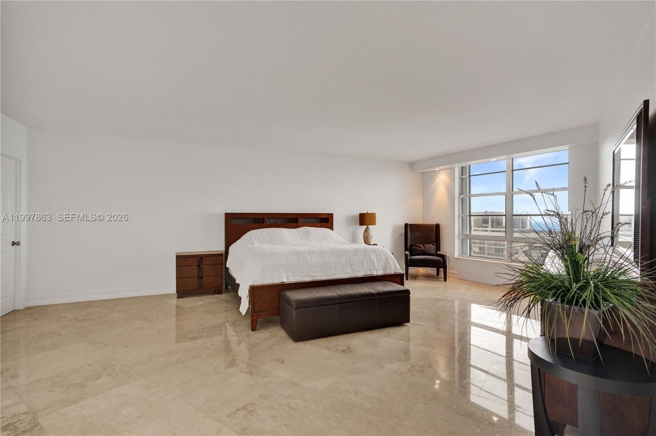 5660 Collins Ave, Unit 20B, Miami Beach, FL 33140 Photo