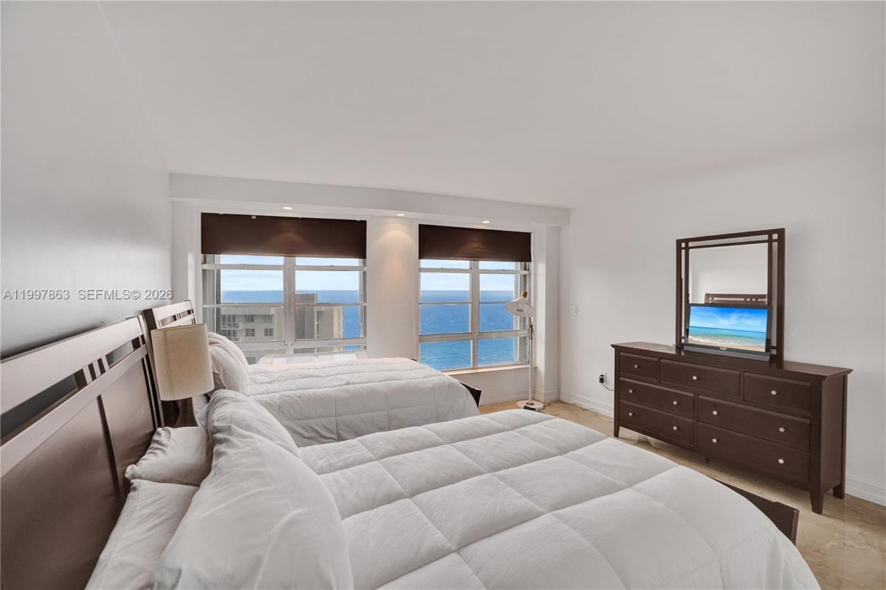 5660 Collins Ave, Unit 20B, Miami Beach, FL 33140 Photo