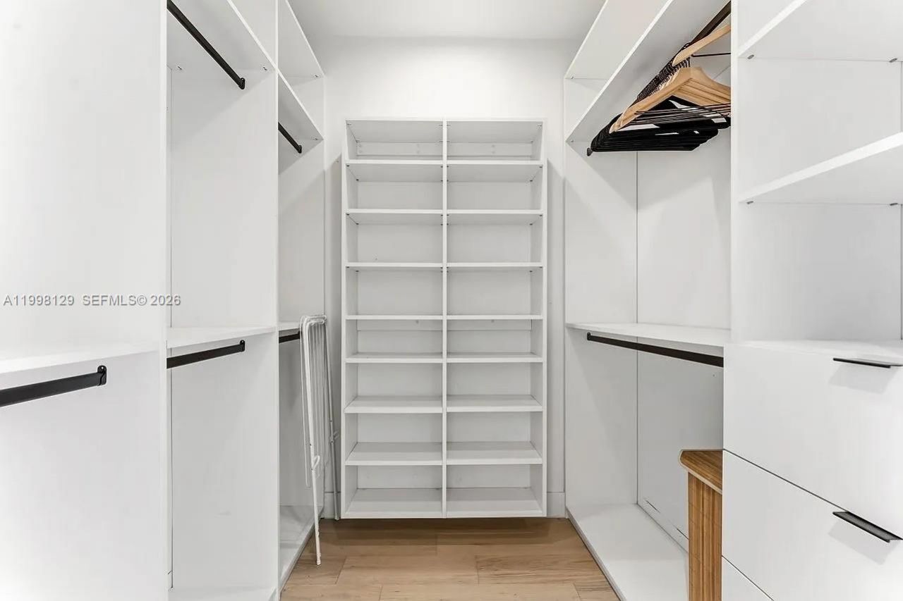 445 NE 76th St, Miami, FL 33138 Photo