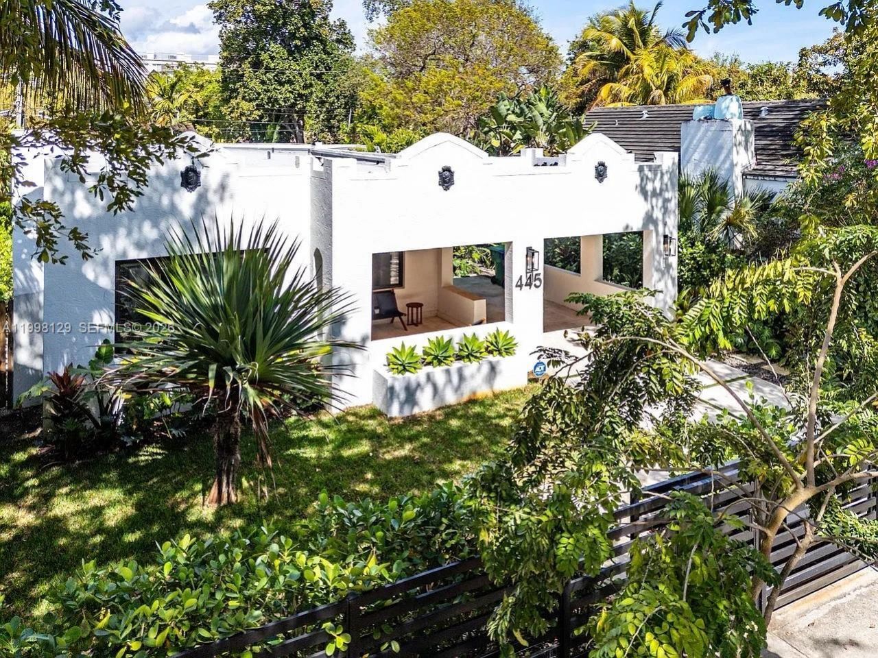 445 NE 76th St, Miami, FL 33138 Photo