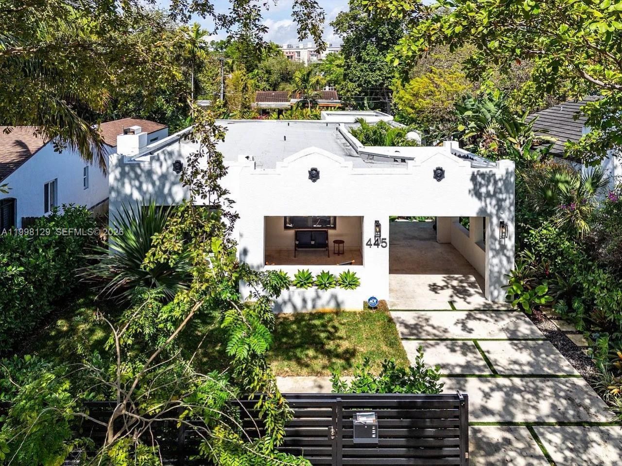 445 NE 76th St, Miami, FL 33138 Photo