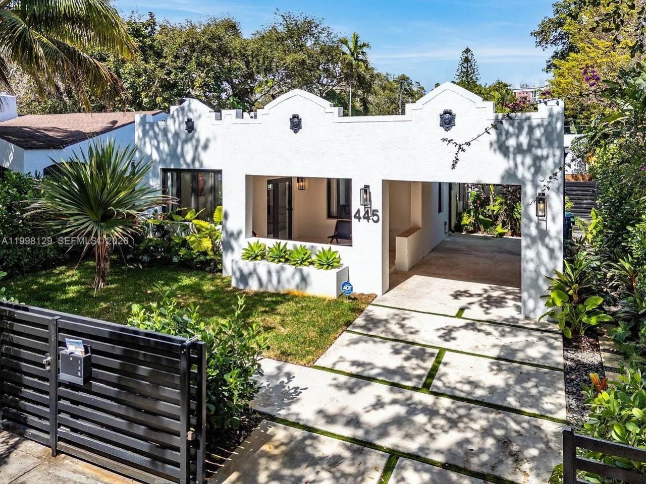 445 NE 76th St, Miami, FL 33138 Photo
