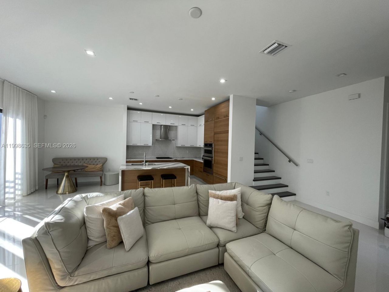 8283 NW 44th St, Doral, FL 33166 Photo