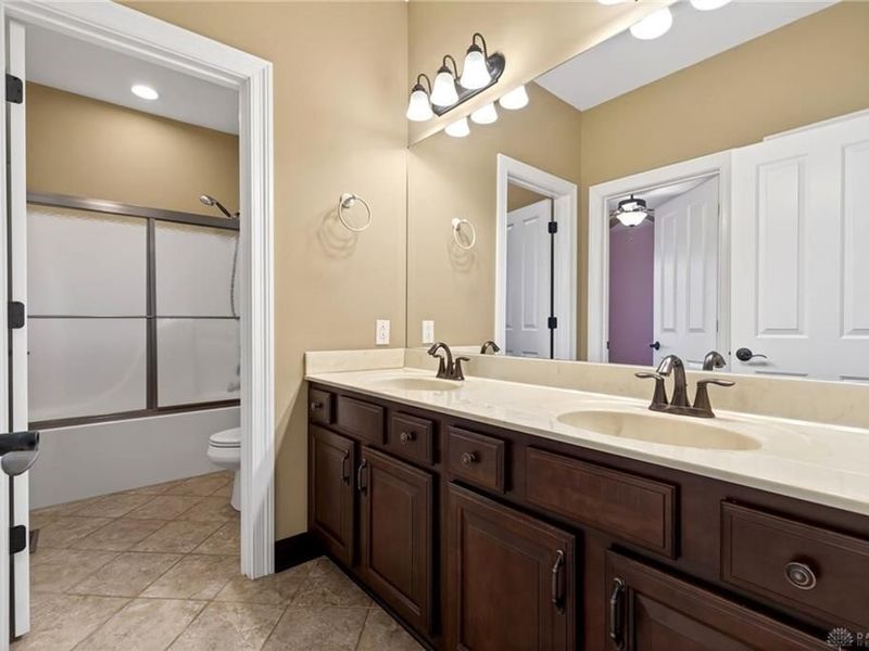 6953 Bunnell Hill Road, Clearcreek Township, OH 45066 Photo 34