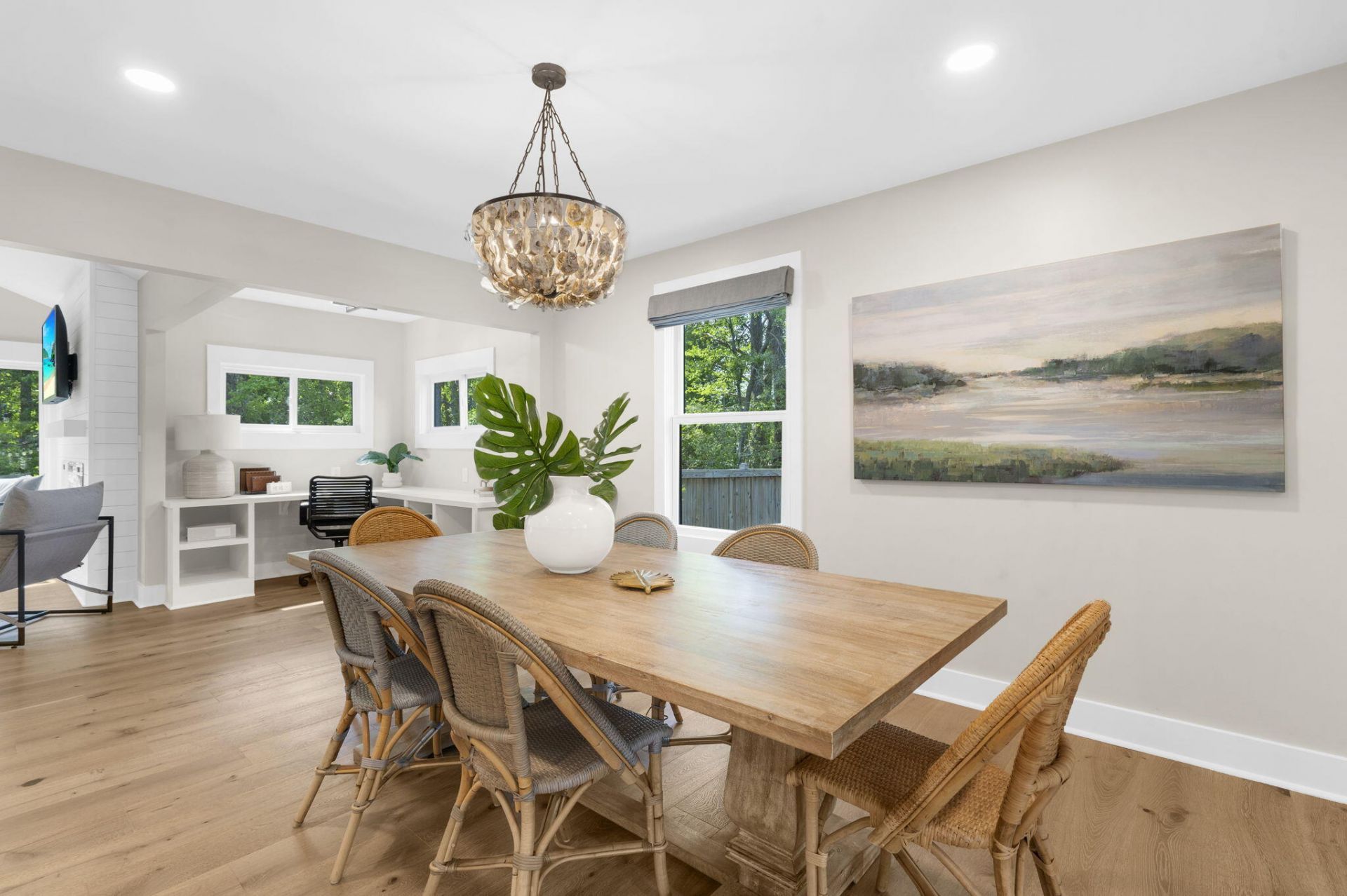 978 Law Lane Photo 10