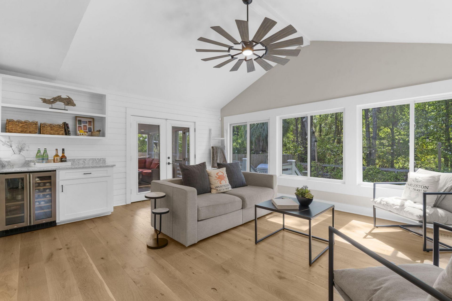 978 Law Lane Photo 14