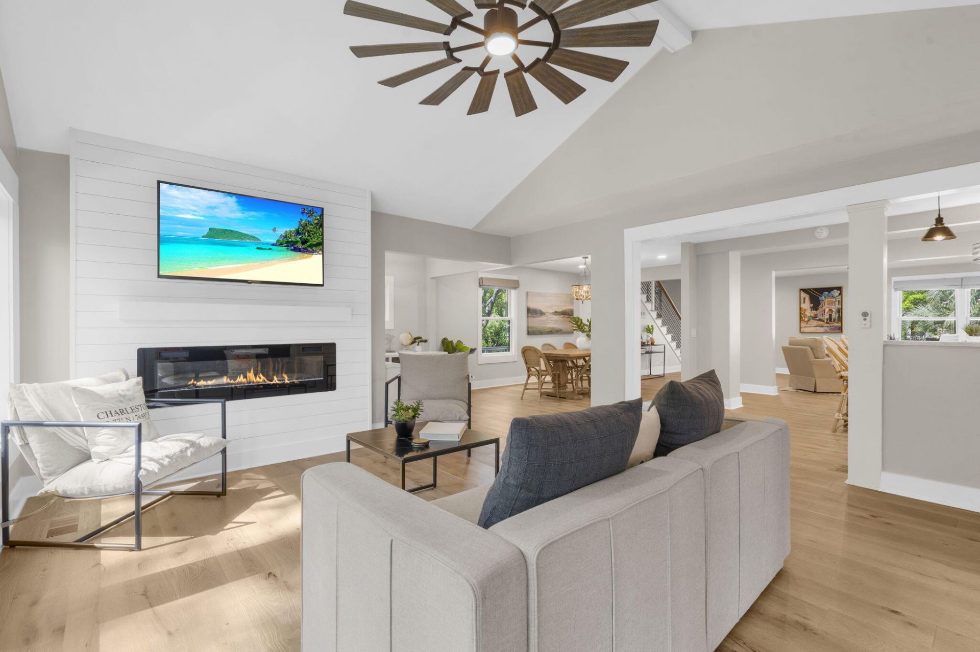 978 Law Lane Photo 16