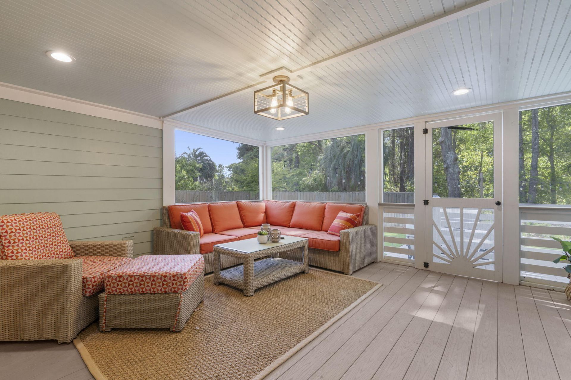 978 Law Lane Photo 18