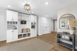 978 Law Lane photo 4