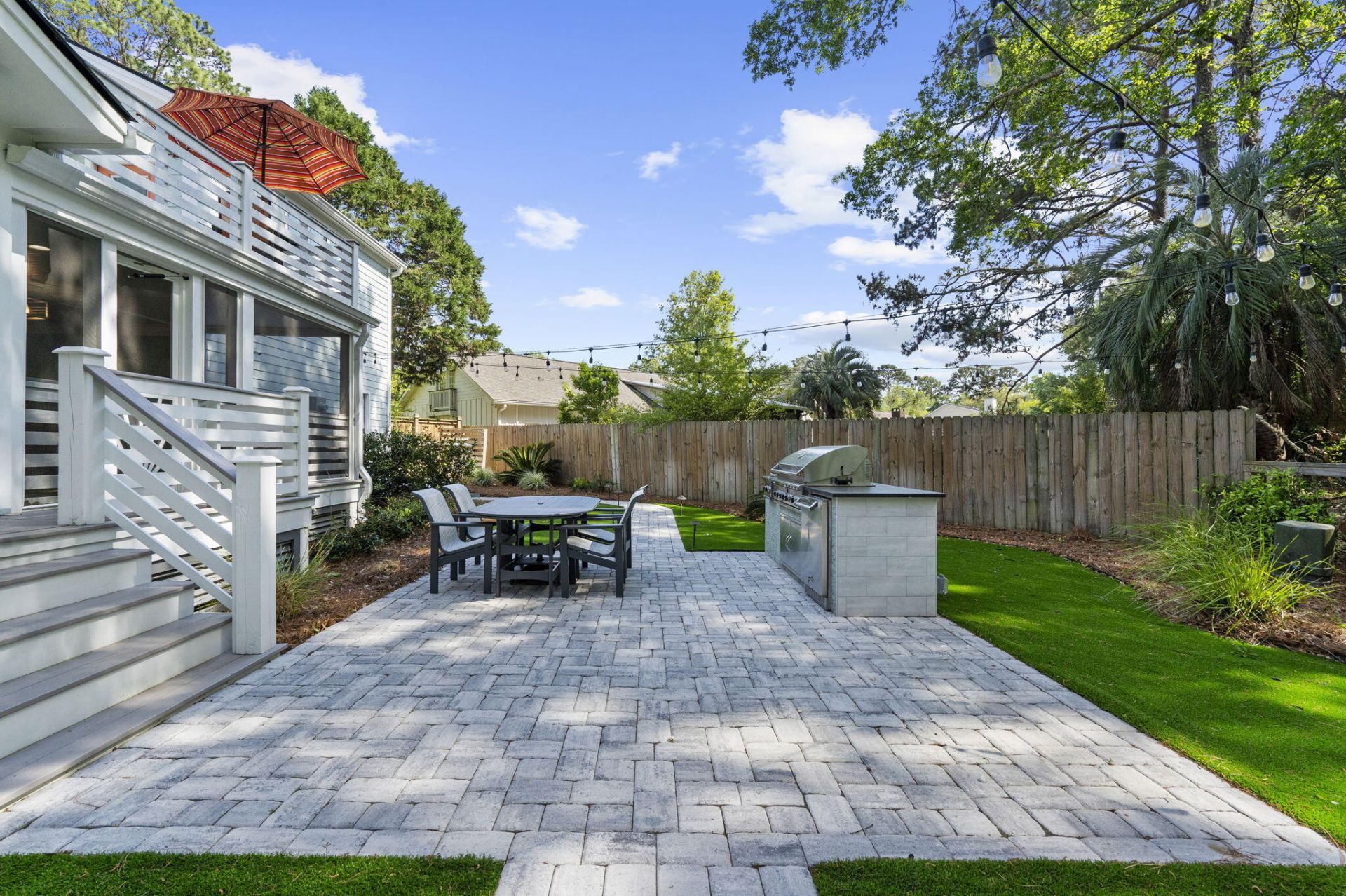 978 Law Lane Photo 49