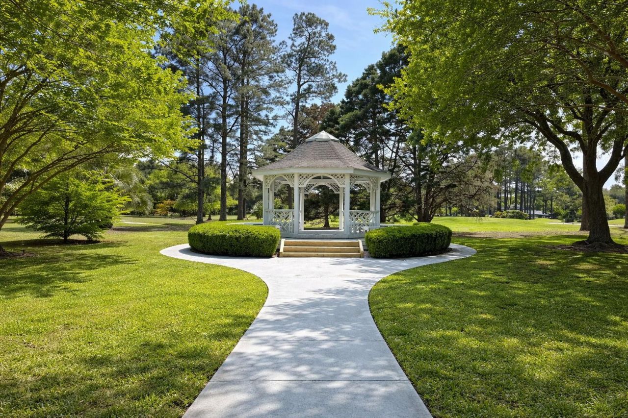 978 Law Lane Photo 56